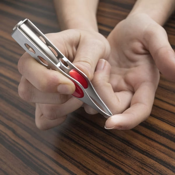 Kroppsbutiken Pincett med lampa